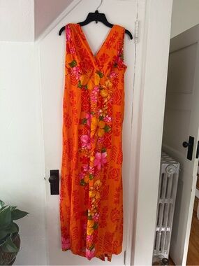 Vintage Hawaiian Togs Floral hibiscus Barkcloth Maxi Dress